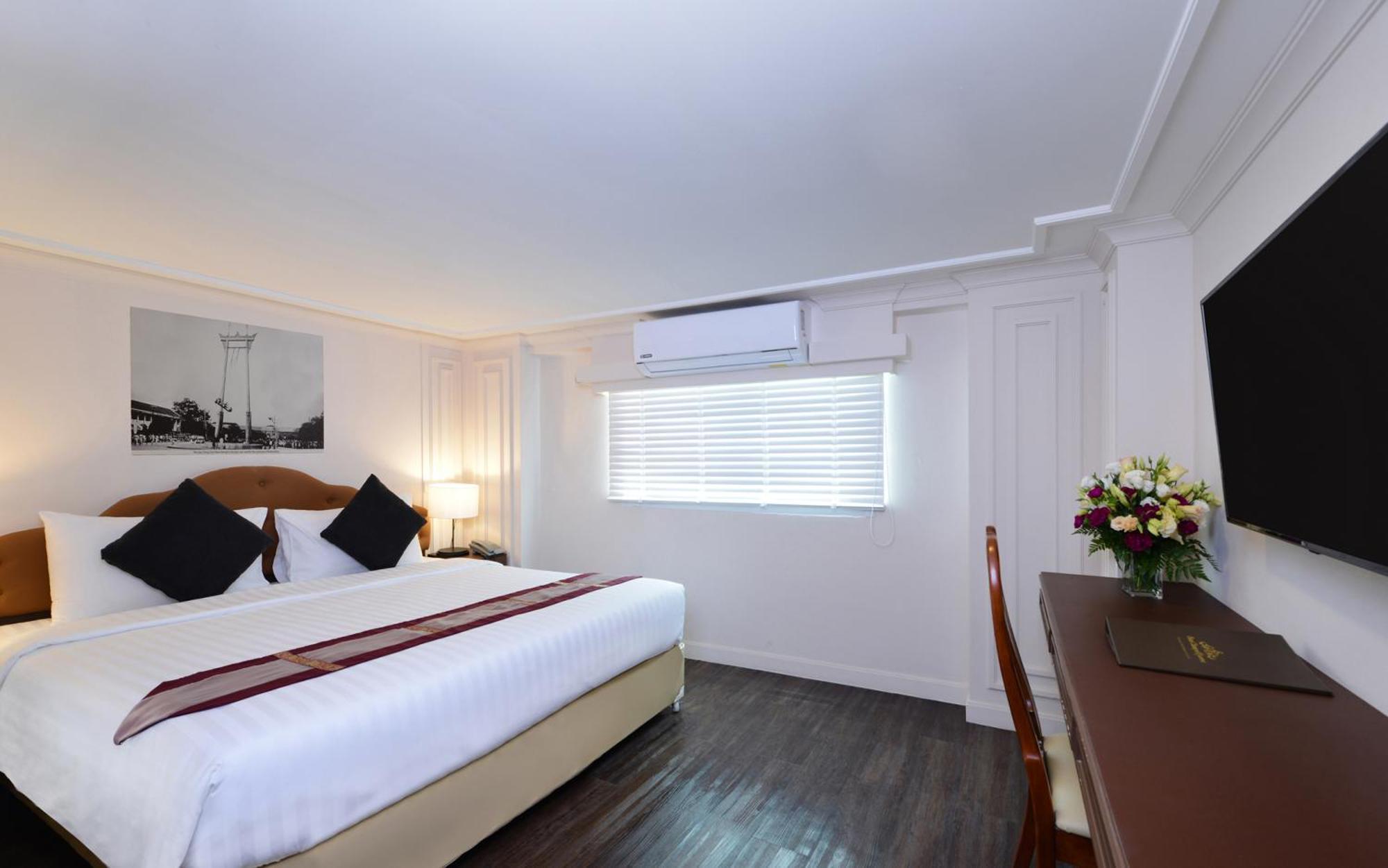 Siam Champs Elyseesi Unique Hotel Bangkok Ngoại thất bức ảnh