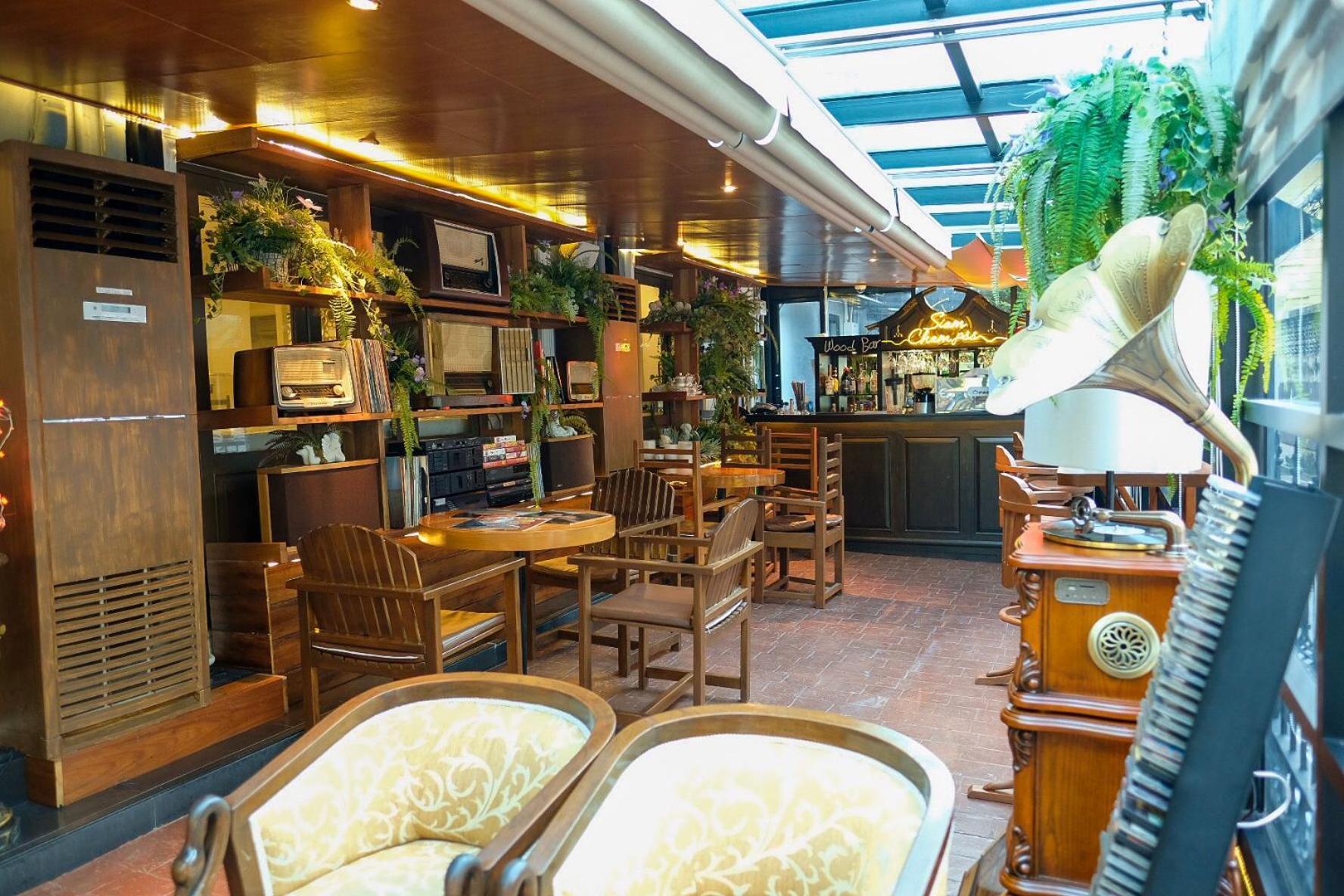 Siam Champs Elyseesi Unique Hotel Bangkok Ngoại thất bức ảnh